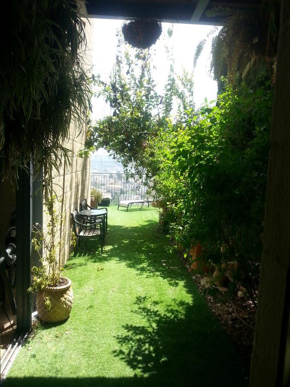 Holyland Apartments Jerusalem Zimmer foto